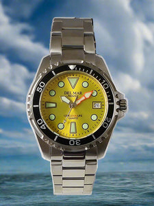 Black Friday Extravaganza: Save Big + FREE Strap for Pro Dive Watches!