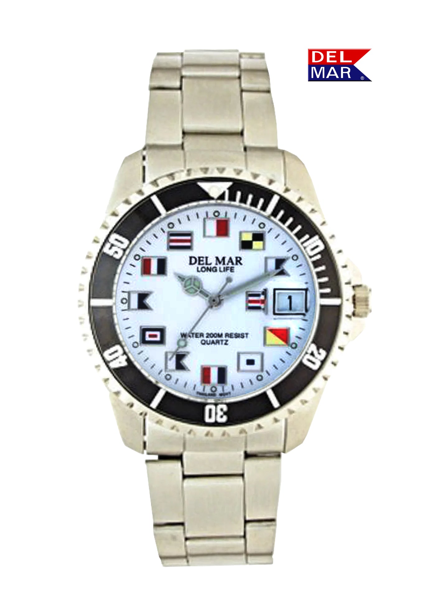A Clean, Classic Take on the Nautical 200