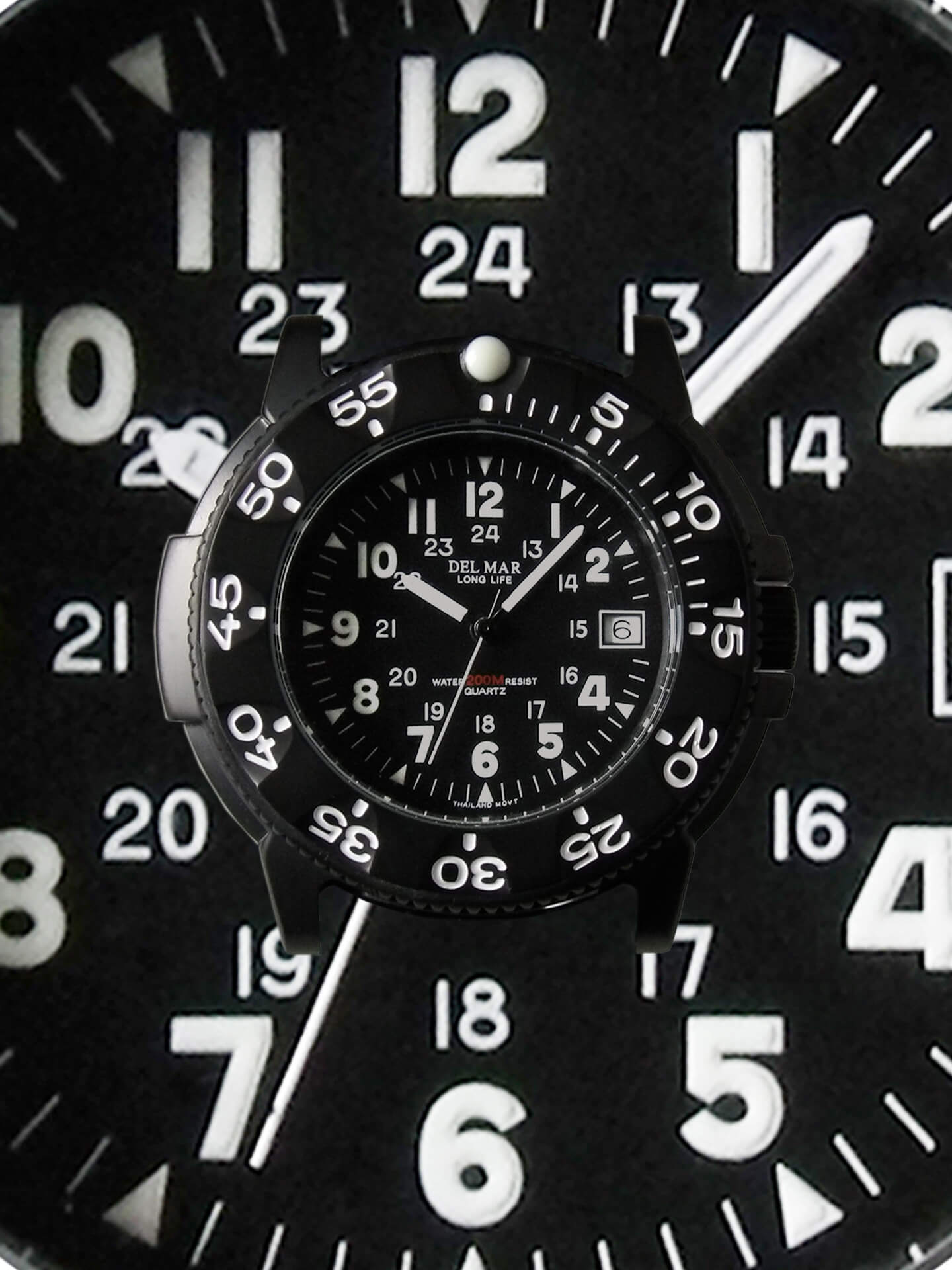 Close-up Del Mar Sand Key Black Dial Metal Bracelet Watch 50516