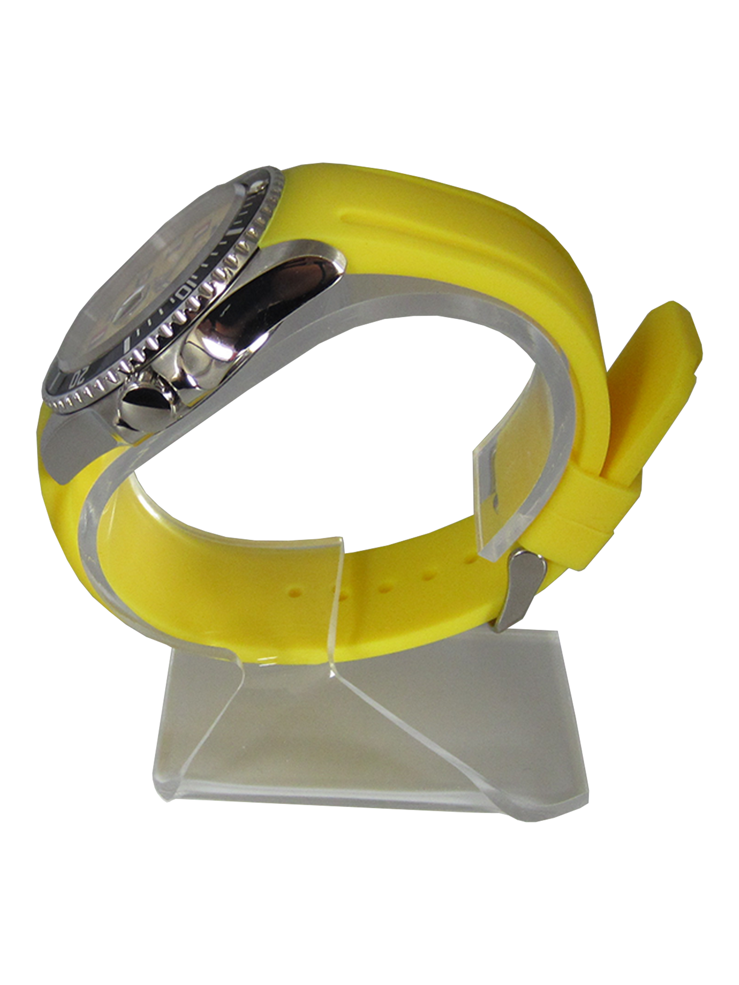 A Watch That Stands Out—and Keeps UpOPENING